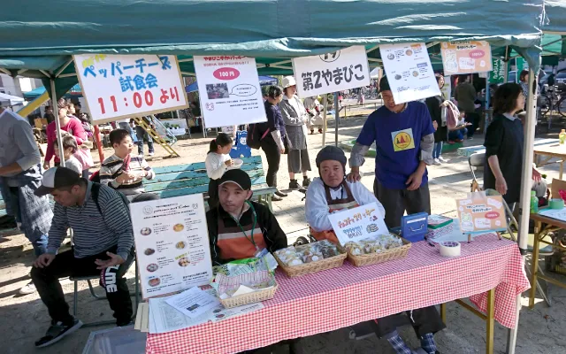 イベントでは販売も担当